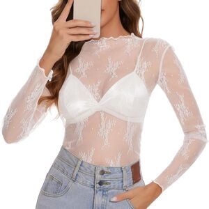 Macy’s | Cream Lace Long Sleeve Embroidered Top Size M